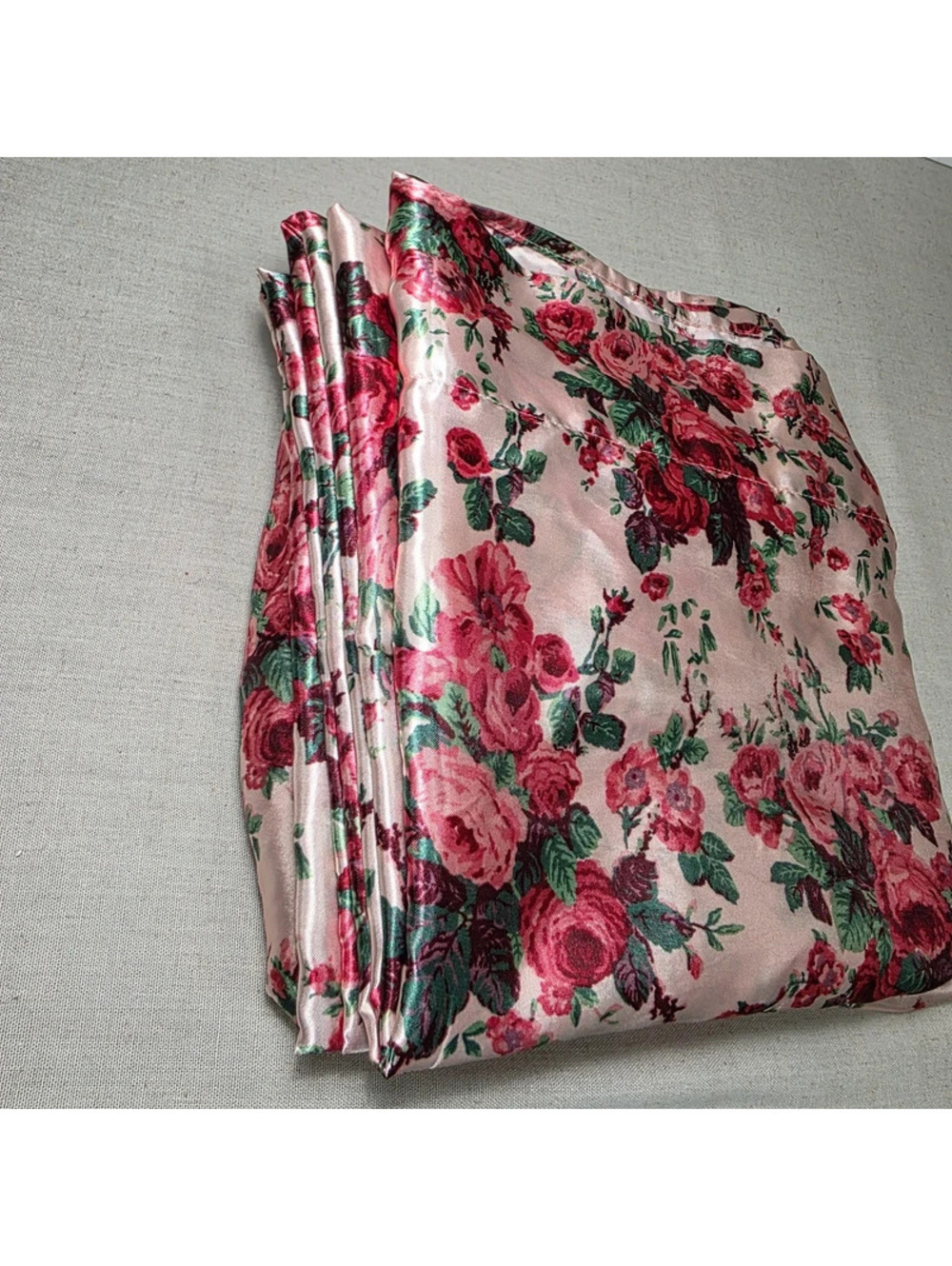 Betsey Johnson Vintage Floral Pink Satin Queen Fitted Flat Sheet Set Roses